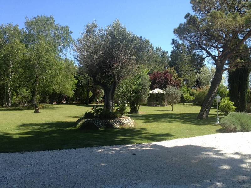 Vente d'un mas restauré près d'Avignon