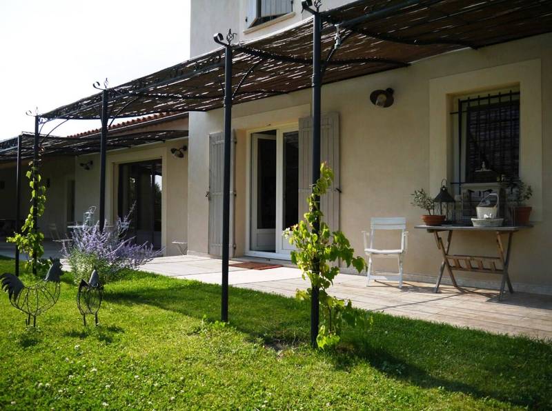 Villa moderne proche de Lourmarin à la vente