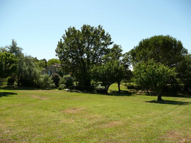 Propriété en vente à Lacoste