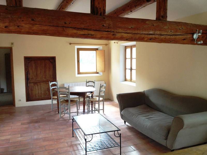 Vaste séjour d'une des maisons d'amis à la vente dans le Luberon