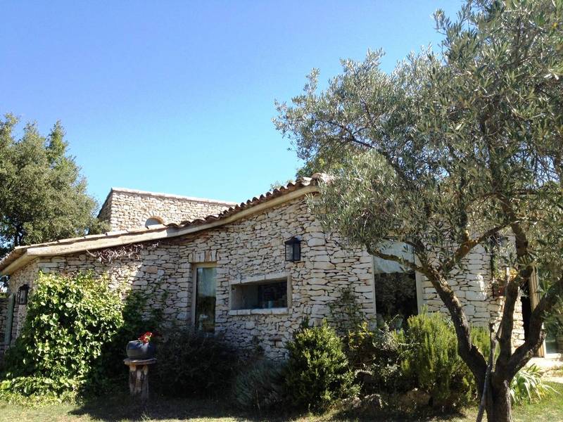 Menerbes maison de plain pied en pierre avec vue à vendre dans le Luberon