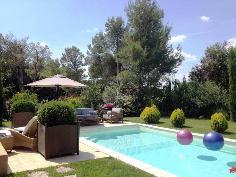 Maison sur le golf avec jardin et piscine