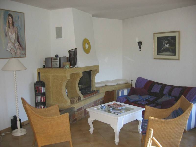 Menerbes maison à vendre avec jardin et piscine