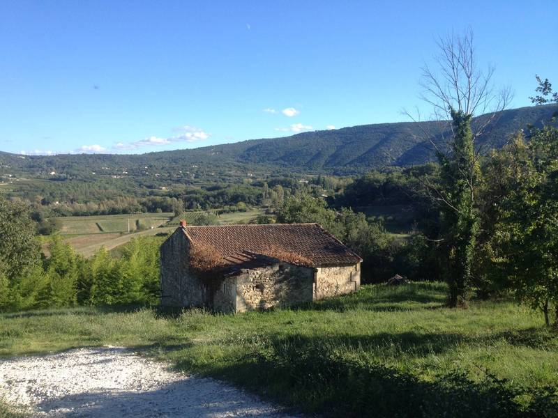 Mas à restaurer à vendre à Lacoste