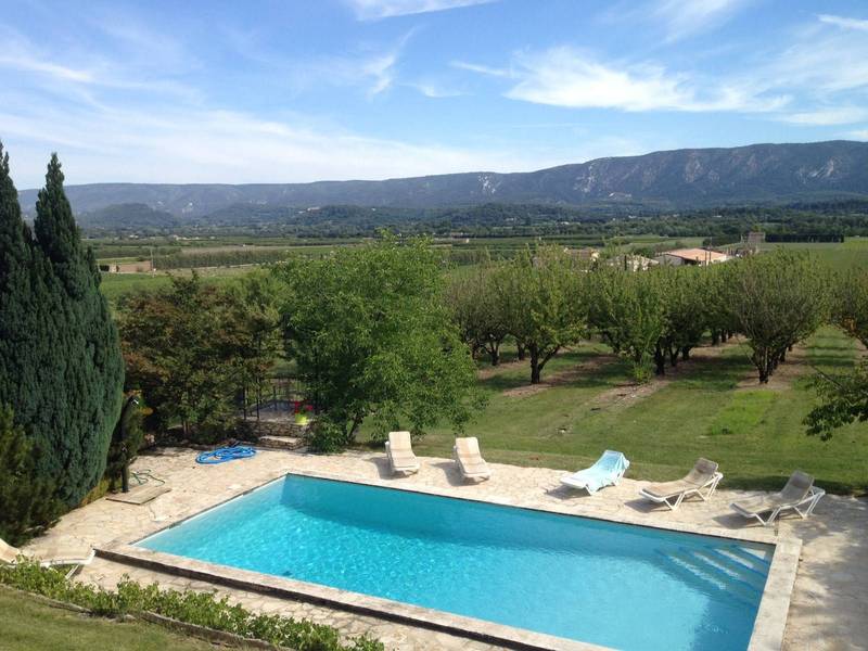 Gordes maison en pierre à vendre avec vue panoramique