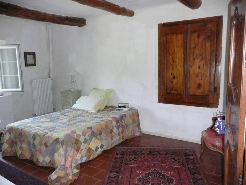 Maison restaurée à la vente près de Banon
