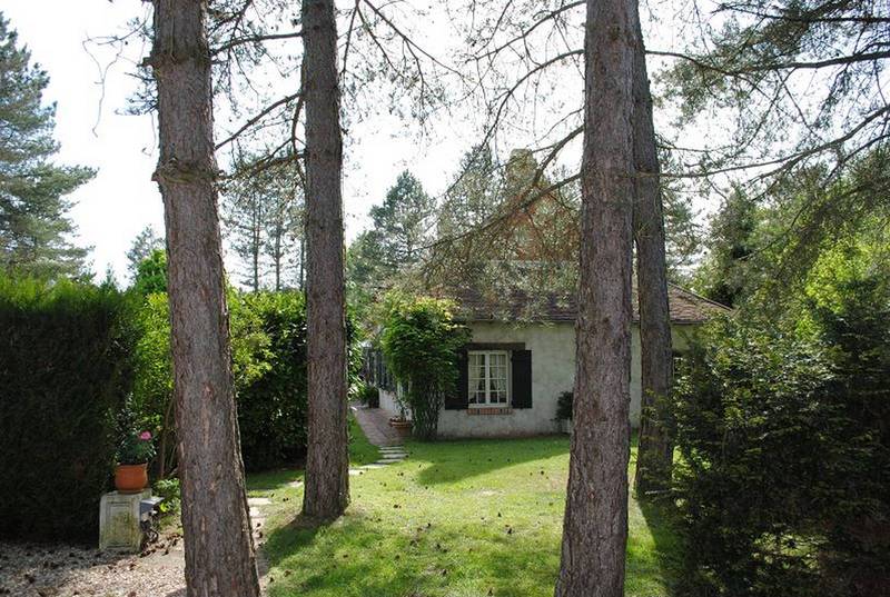 Fermette Longère  restaurée à vendre à Sully sur Loire en Sologne avec jardin et piscine