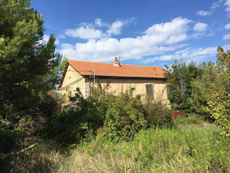 Maison à restaurer à vendre à Menerbes