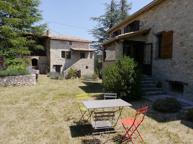Charme et authenticité dans cette ancienne ferme à la vente