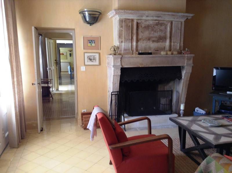 Charme et authenticité dans ce mas à vendre à Menerbes