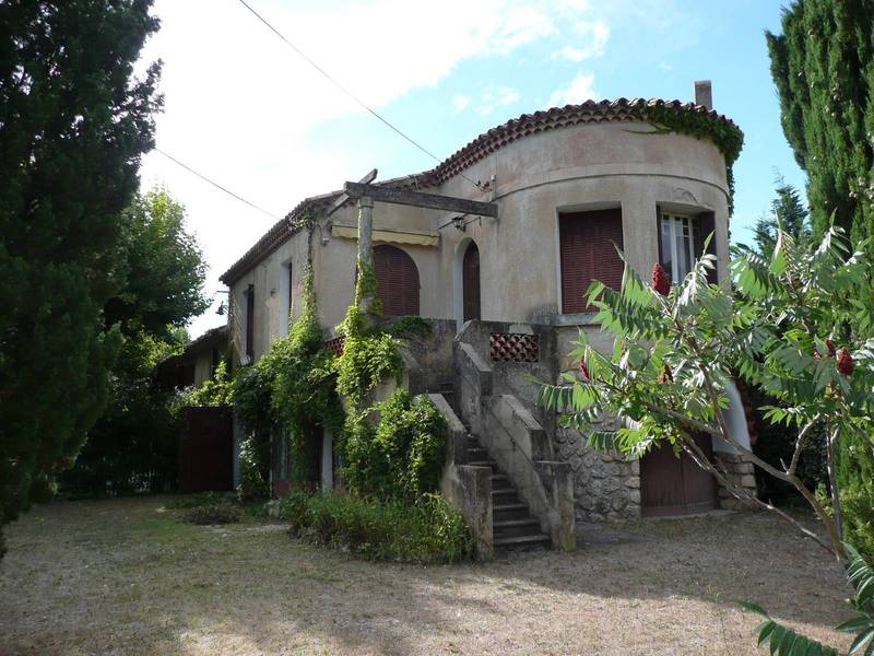 Propriété à la vente près des Vignères