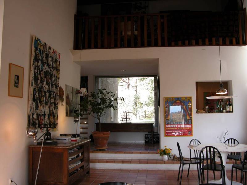 Gordes maison contemporaine en pierre à vendre avec une belle