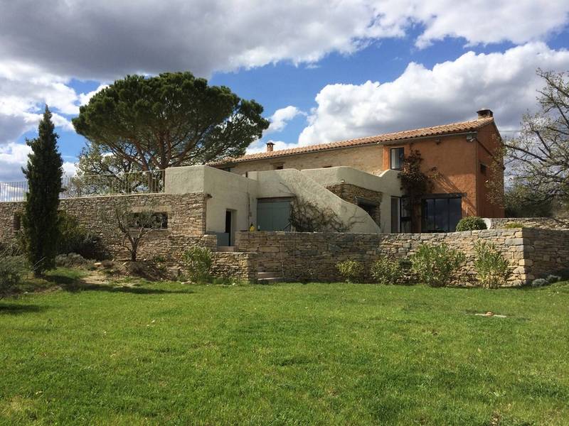 Ancienne bergerie restaurée à vendre dans les Alpes de Haute Provence