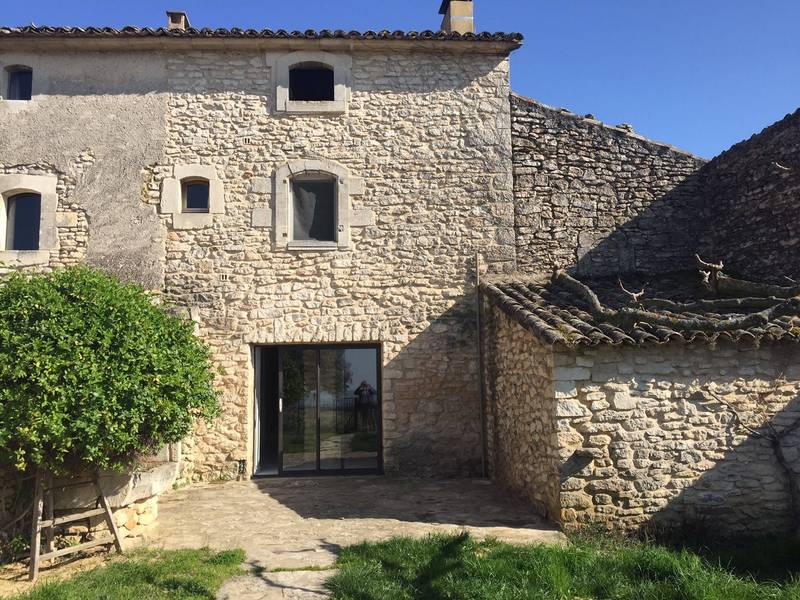 Maison en pierre à vendre à Menerbes