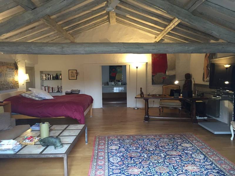 Master suite dans ce mas à la vente par l'immobilière du luberon