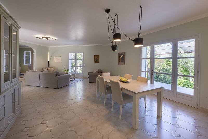 Propriété de prestige en vente à Bonnieux avec une vue panoramique