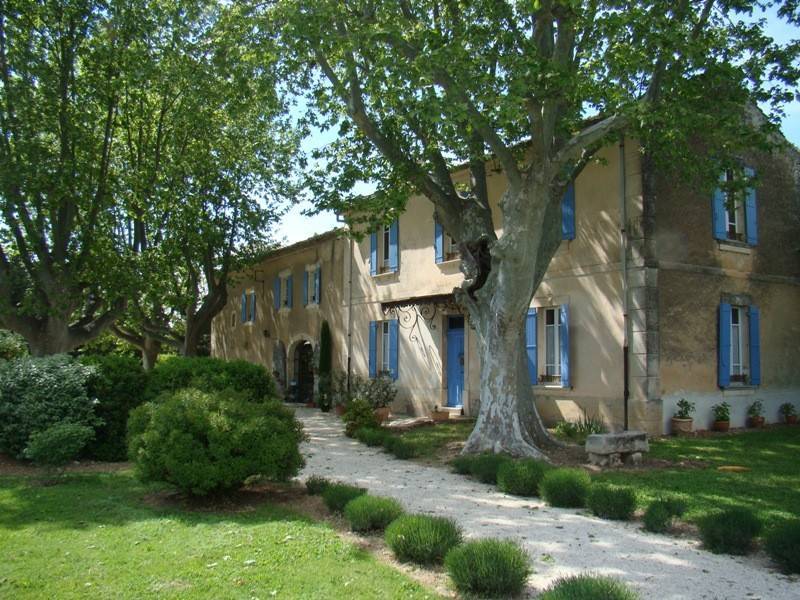 Bastide à vendre à Gordes avec sa cour intérieure