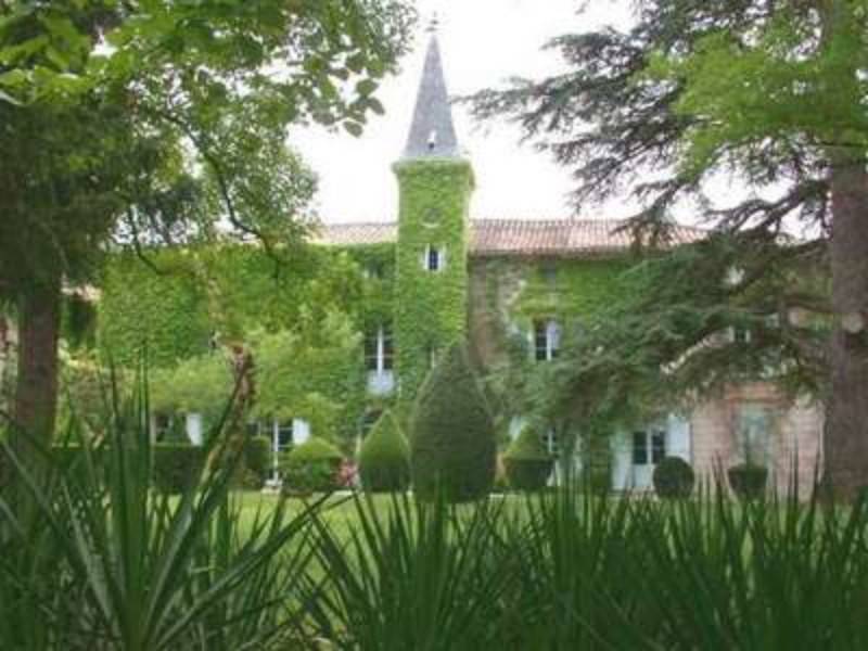 Château à vendre à 25 minutes  de Castelnaudary dans le Lauraguais avec un parc attribué à Le Nôtre