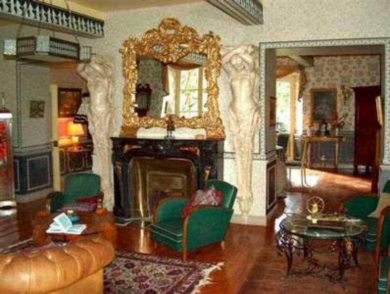 Château à vendre à 25 minutes  de Castelnaudary dans le Lauraguais avec un parc attribué à Le Nôtre