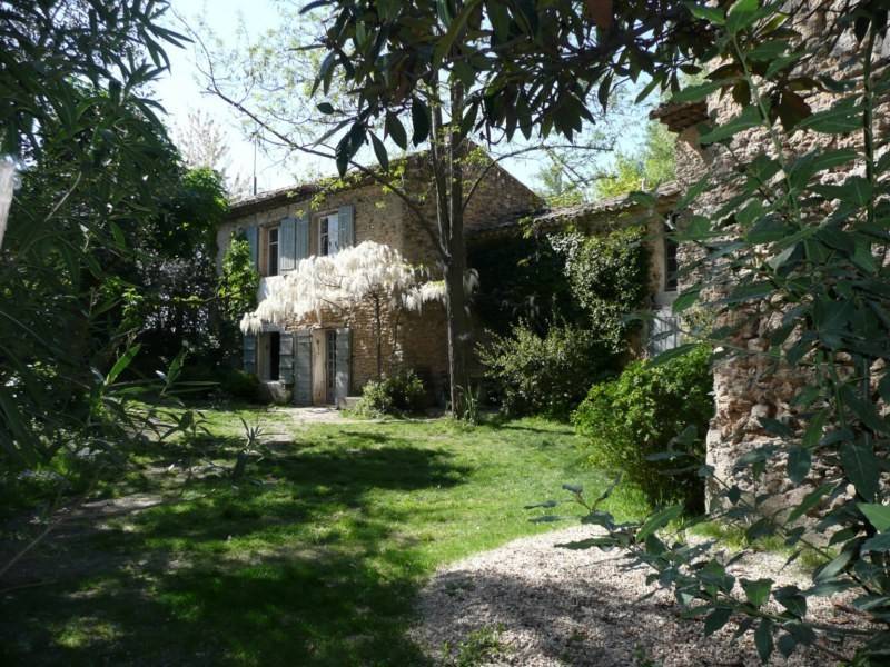 Mas restauré à vendre à Cheval-Blanc avec un jardin arboré