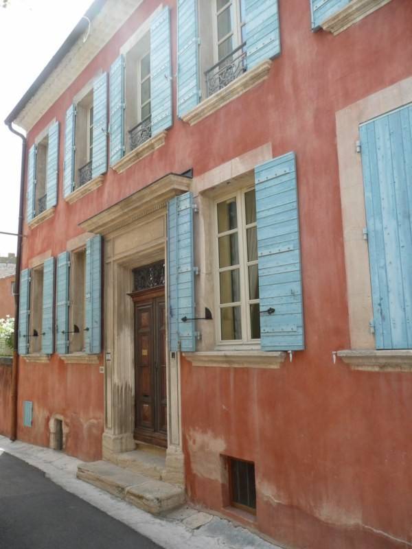 Hôtel particulier  à vendre à  PERNES LES FONTAINES,  en centre ville au calme avec piscine et jardin