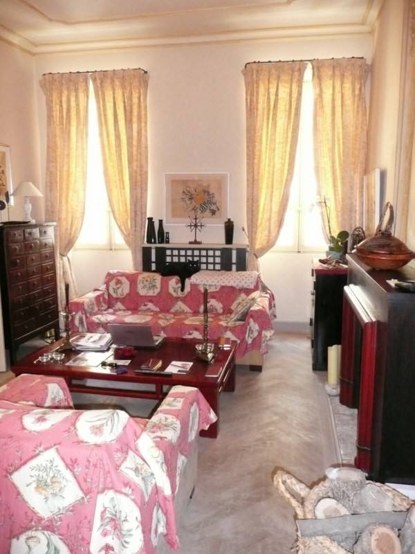 Hôtel particulier  à vendre à  PERNES LES FONTAINES,  en centre ville au calme avec piscine et jardin