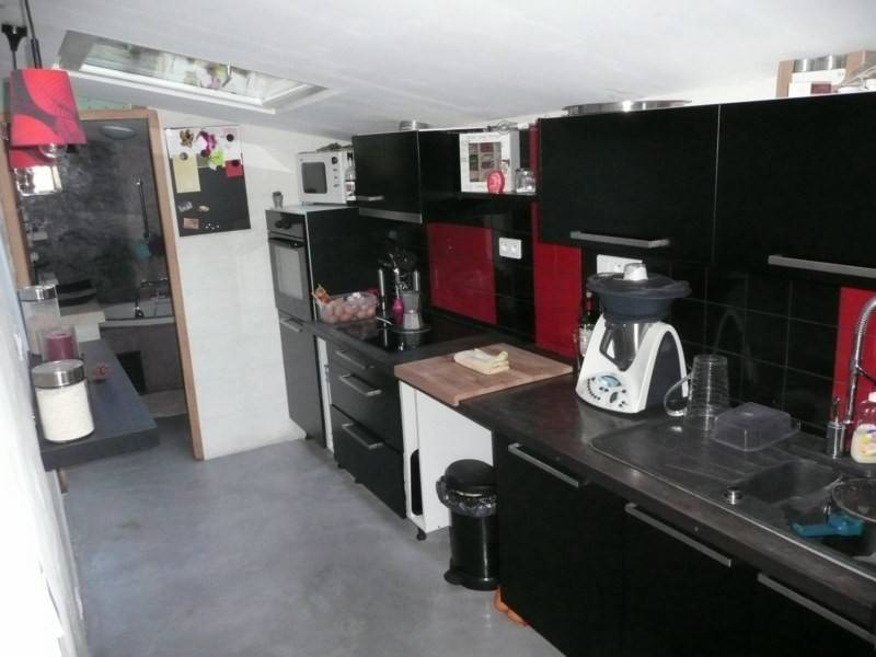Maison de Village en Pierre à vendre à Oppède avec un jardin