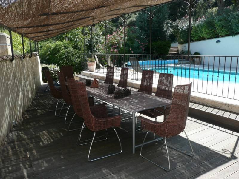 Demeure de Village  de prestige à vendre à Ventabren avecune piscine et un terrain 2.5 ha et une superbe vue
