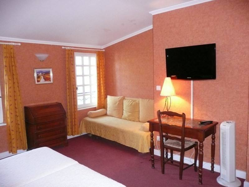 Hotel  à vendre à Bonnieux avec une vue dégagée