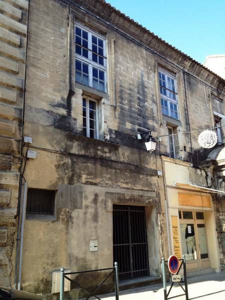 Appartement Duplex  Villeneuve les Avignon Centre historique Appartement duplex avec terrasse