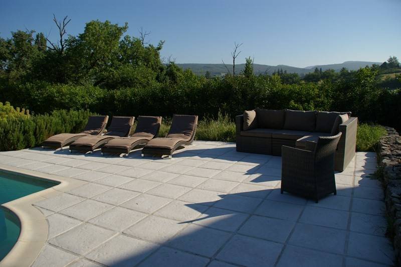 Mas à vendre à Cereste avec jardin et piscine