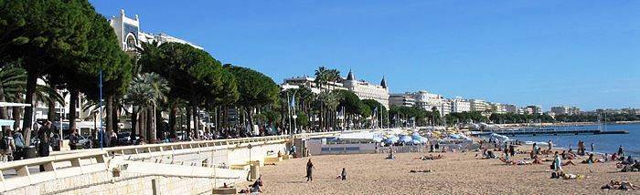 Terrain à bâtir  à vendre à Cannes la Bocca
