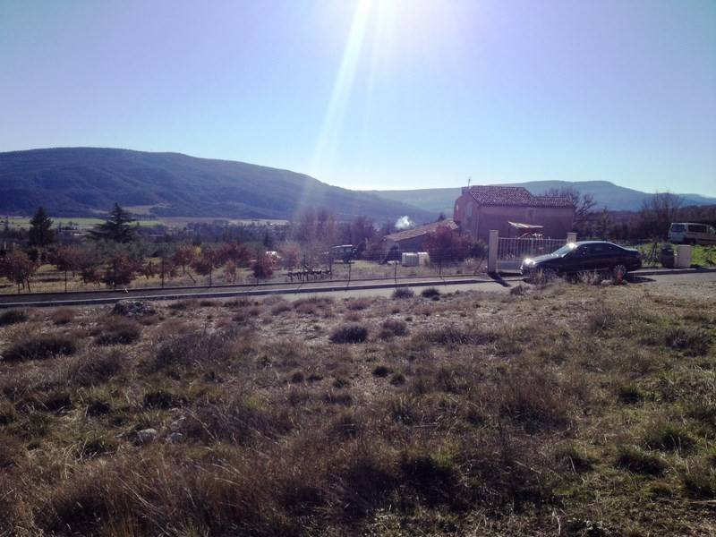 Banon et Forcalquier à proximité de ce terrain à bâtir à la vente