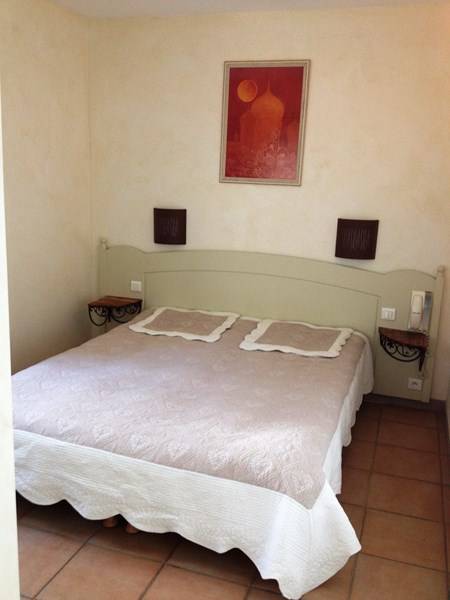 Appartement  à vendre à Gordes avec terrasse et piscine