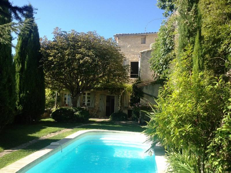 Maison de Village  Gordes Centre village Maison de village restaurée avec jardin piscine et superbe vue